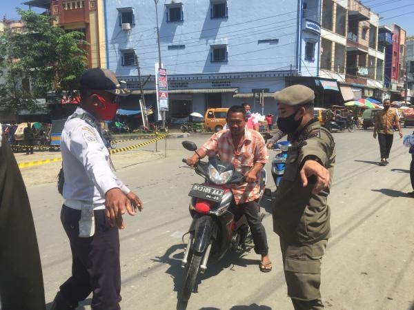 150 Warga Terjaring Razia Masker di Pasar Delitua